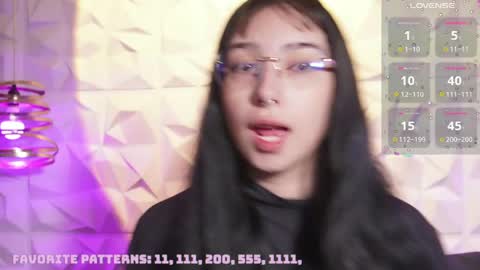 Snapshot of maxx_caprice chatting on May 8, 11:04 am gabby online show from May 8, 11:04 am