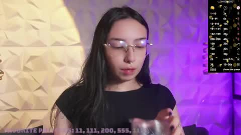 Snapshot of maxx_caprice chatting on May 25, 11:05 am gabby online show from May 25, 11:05 am