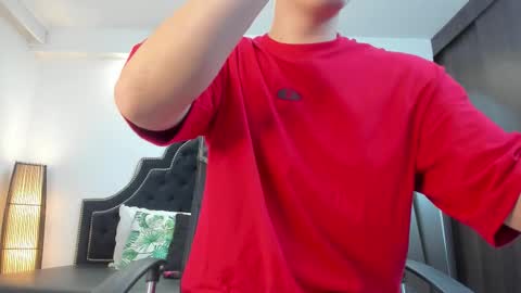 Maxxi online show from December 15, 2:16 am