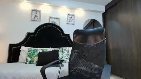 Maxxi online show from December 21, 5:25 am