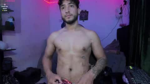 maxximus_10 online show from April 6, 6:42 pm