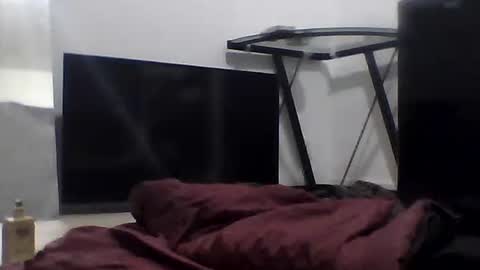 Snapshot of maxxou69hot chatting on May 13, 4:10 am maxxou69hot online show from May 13, 4:10 am