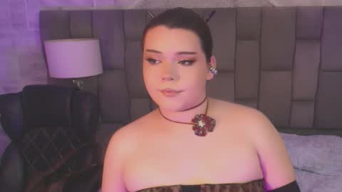 Maxine Minx online show from November 29, 4:48 am