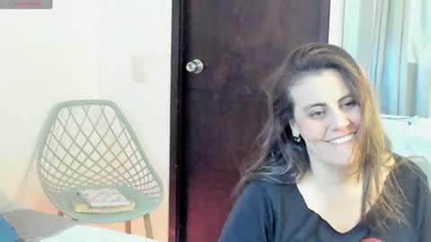 Snapshot of maxzy_star chatting on July 27, 10:17 pm Victoria online show from July 27, 10:17 pm