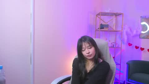 may_lings online show from February 24, 9:24 pm