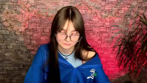 Snapshot of may_rollins chatting on May 27, 5:54 pm may online show from May 27, 5:54 pm