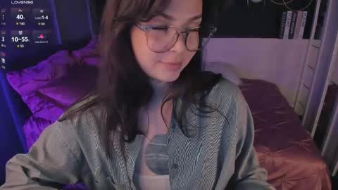 Snapshot of maya___muse chatting on May 28, 2:58 pm Maya online show from May 28, 2:58 pm