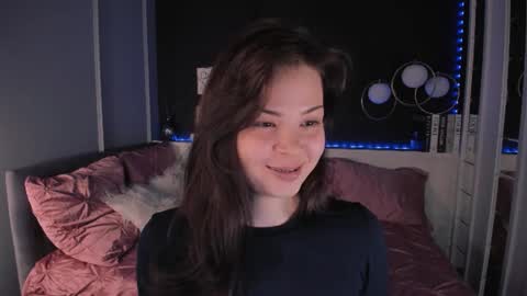 Snapshot of maya___muse chatting on June 13, 2:26 pm Maya online show from June 13, 2:26 pm