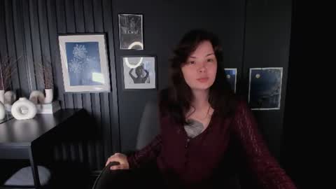 Snapshot of maya___muse chatting on June 18, 12:53 pm Maya online show from June 18, 12:53 pm