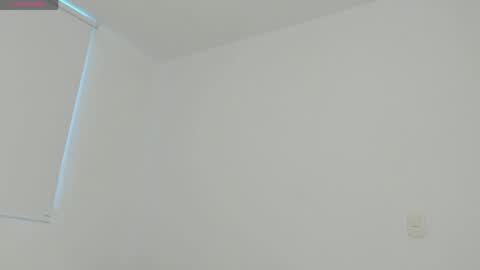 Snapshot of maya__fox chatting on May 22, 10:37 pm OF mayitta19 online show from May 22, 10:37 pm