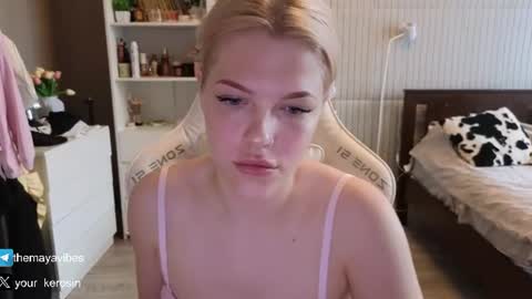 Maya online show from July 23, 4:21 am
