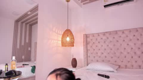 Snapshot of maya_blue_ chatting on February 3, 6:22 am Maya online show from February 3, 6:22 am