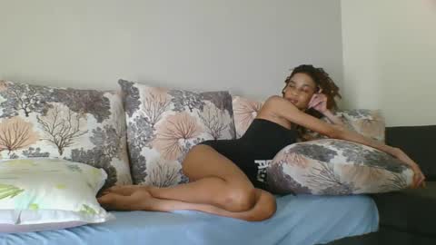 Snapshot of maya_dol chatting on September 30, 12:15 am maya online show from September 30, 12:15 am