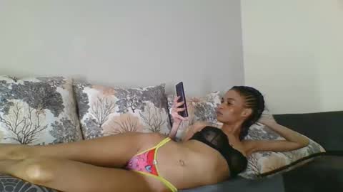 Snapshot of maya_dol chatting on October 14, 6:42 pm maya online show from October 14, 6:42 pm