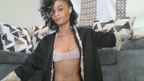 Snapshot of maya_dol chatting on July 4, 8:48 pm maya online show from July 4, 8:48 pm