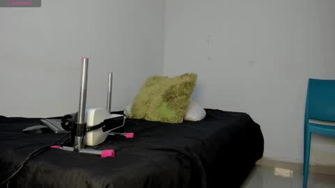 Maya online show from March 8, 11:47 am