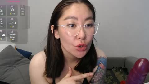 Snapshot of maya_kumashiro chatting on May 30, 12:19 am maya_kumashiro online show from May 30, 12:19 am