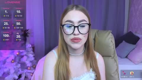 Maya online show from January 11, 7:59 pm