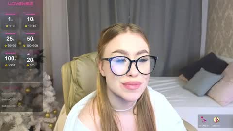 Maya online show from January 11, 11:02 pm