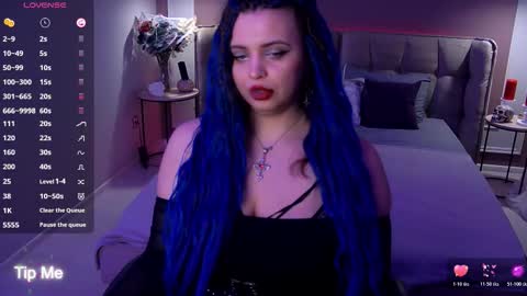 Maya Mils online show from November 24, 1:05 am