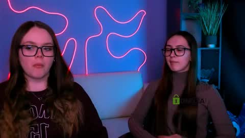 maya online show from April 29, 11:14 am