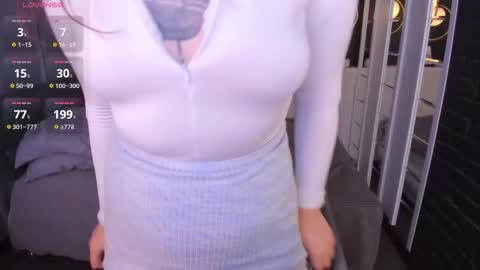 Woman online show from November 16, 2:22 pm