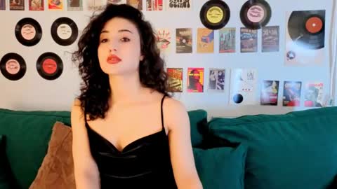 Snapshot of maya_rogerss chatting on July 22, 2:53 pm Maya online show from July 22, 2:53 pm