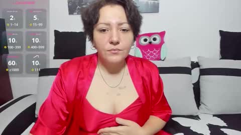 mayablowsyou online show from November 18, 4:06 am