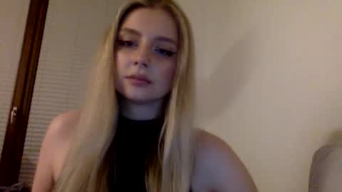 mayaflirt online show from April 30, 8:37 pm