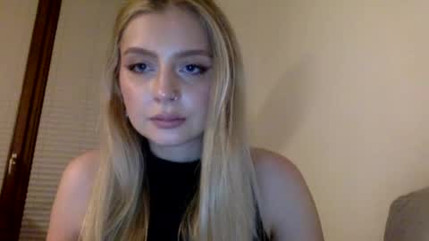 mayaflirt online show from April 30, 8:57 pm