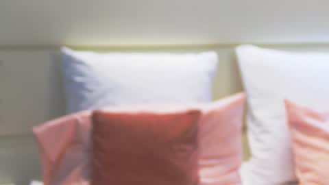 Maya online show from March 14, 9:42 pm