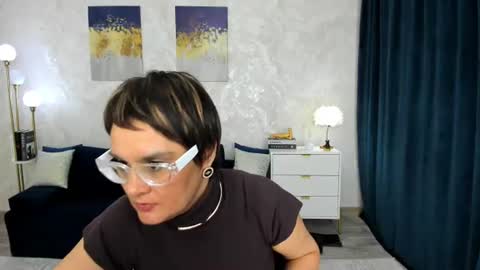 Snapshot of mayanoire chatting on June 10, 11:35 pm Maya online show from June 10, 11:35 pm