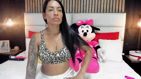 Snapshot of mayarusell01 chatting on March 10, 11:27 pm Nicolle Ruselle Hello my lovely schedule for great fun from 630 am and end 800 pm Colombian time I wait for you online show from March 10, 11:27 pm