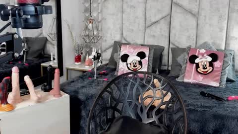 Snapshot of mayarusell01 chatting on November 15, 9:11 pm Nicolle Ruselle Hello my lovely schedule for great fun from 630 am and end 800 pm Colombian time I wait for you online show from November 15, 9:11 pm