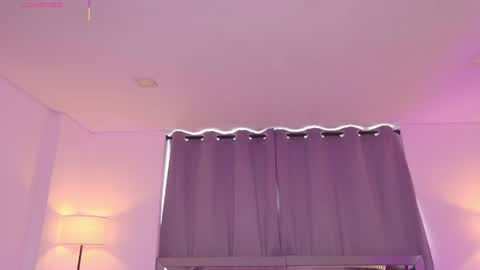 Snapshot of mayavexx chatting on May 29, 3:54 pm Maya Vexx online show from May 29, 3:54 pm