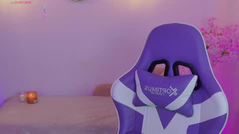 Snapshot of mayavexx chatting on June 1, 3:36 pm Maya Vexx online show from June 1, 3:36 pm