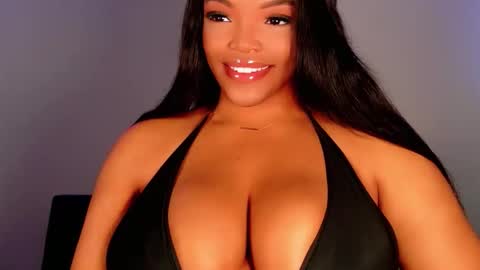 MayBabi online show from November 28, 1:03 pm