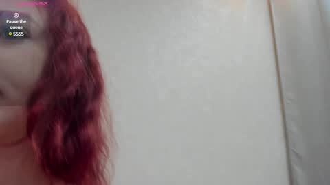 Snapshot of maybe_mia chatting on February 1, 1:23 am Mia GMT2 Mon 3-9 AM Tue 3-9 AM Wed 3-9 AMThur 10 AM - 4 PM Fri 3-9 AM Sat 3-9 AM Sun 3-9 AM. online show from February 1, 1:23 am