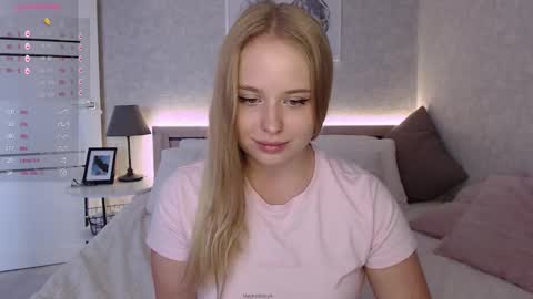 Snapshot of maybebabyx chatting on September 10, 5:29 am maybebabyx online show from September 10, 5:29 am