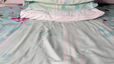 Snapshot of maybelline_666 chatting on November 23, 7:02 pm Maybelline69 online show from November 23, 7:02 pm