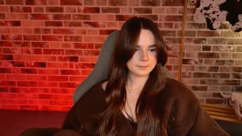 maybloom_ online show from February 20, 10:05 am