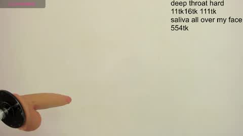 Snapshot of maye_u chatting on May 13, 12:57 pm maye online show from May 13, 12:57 pm