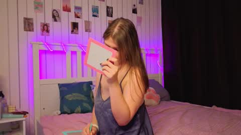 Ann online show from December 18, 8:15 pm