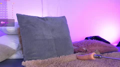 Mayka online show from March 8, 2:04 am