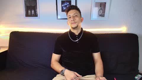 Snapshot of maykol_victoria chatting on June 19, 4:50 am Maykol victoria1624 online show from June 19, 4:50 am