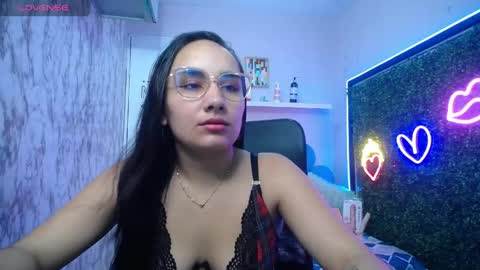 Maylin  online show from May 3, 7:09 pm