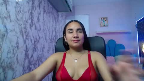 Snapshot of maylin_hornyy19 chatting on June 5, 6:52 am Maylin online show from June 5, 6:52 am