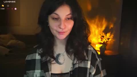 Mary  . online show from October 28, 6:06 am