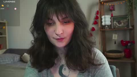 Snapshot of maymary_ chatting on June 12, 6:12 am Mary . online show from June 12, 6:12 am
