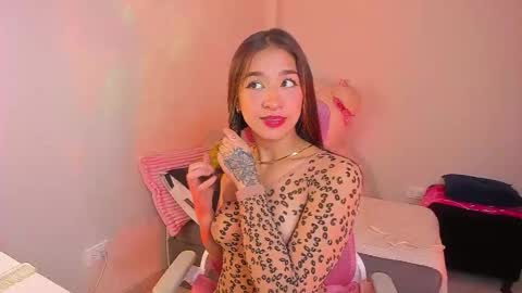 Snapshot of mayproject2 chatting on November 15, 8:49 pm may online show from November 15, 8:49 pm